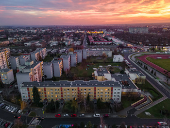 zdjęcia i filmy z drona